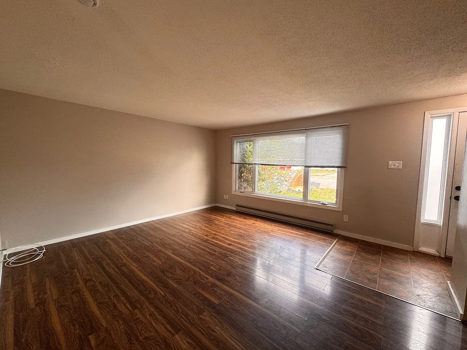 729 Parkview Crescent Cambridge — Photo 2