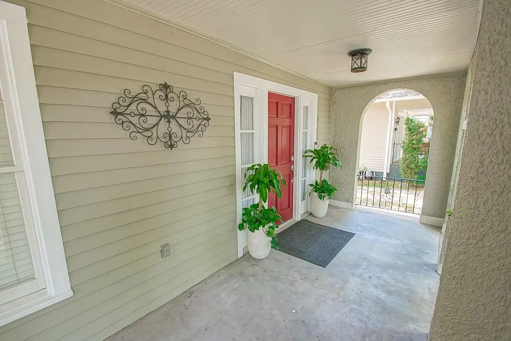 2725 Palmer Ave — Photo 3