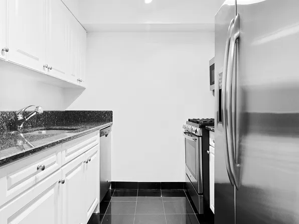 60 West 23rd Street image 2 of 18