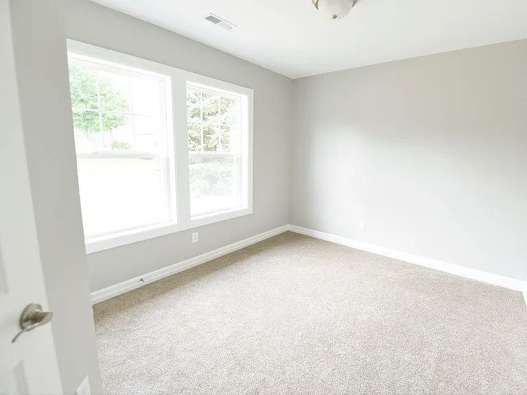 7454 Eden Close — Photo 10