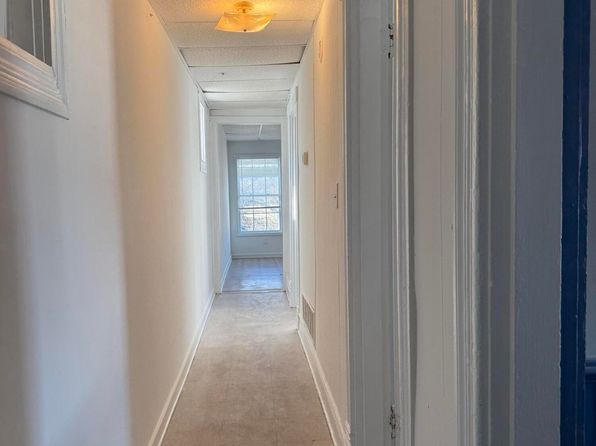 louisville-kentucky-73472682 picture