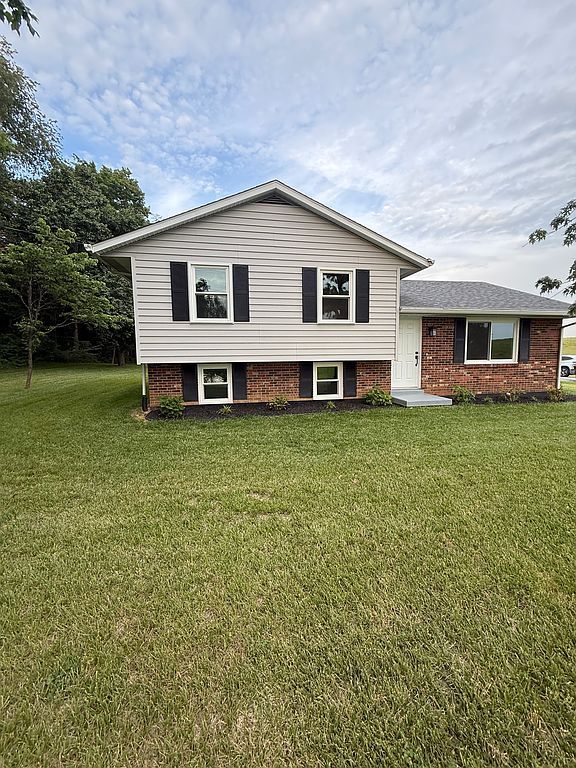 875 Fogle Rd - Property Image