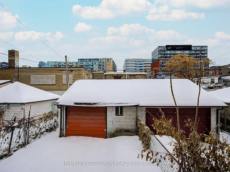 59 Wolseley St #UPPER — Photo 13