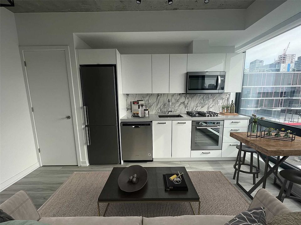 2nd image of 458 Richmond St W #1605