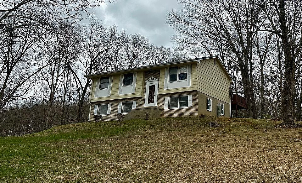 1st image of 203 Cedar St