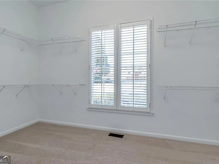 115 Wolf Willow Ct — Photo 23