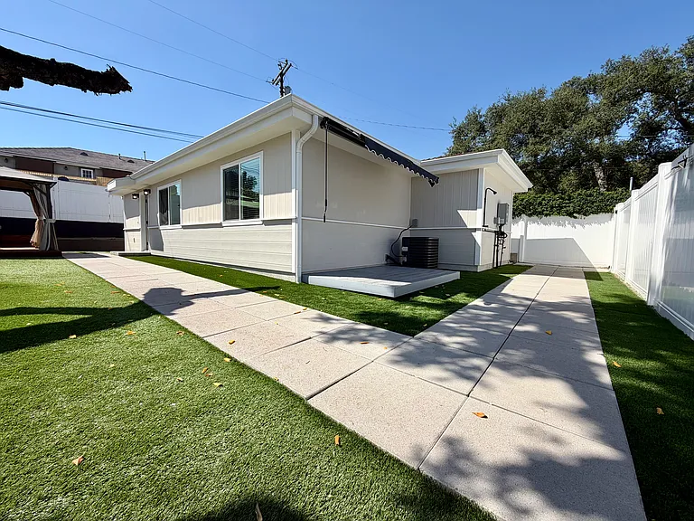 361 Norumbega Dr #ADU — Photo 2