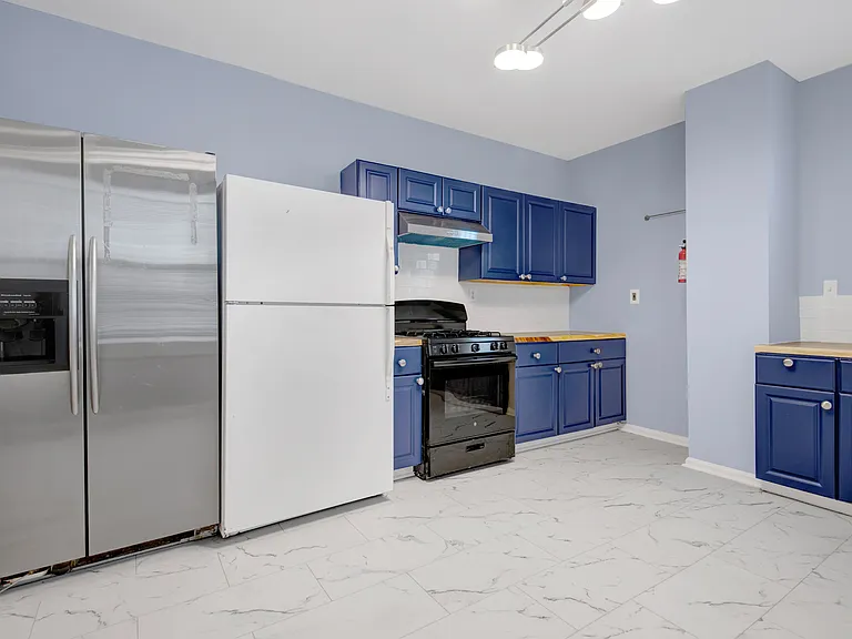 739 Morton St NW — Photo 9