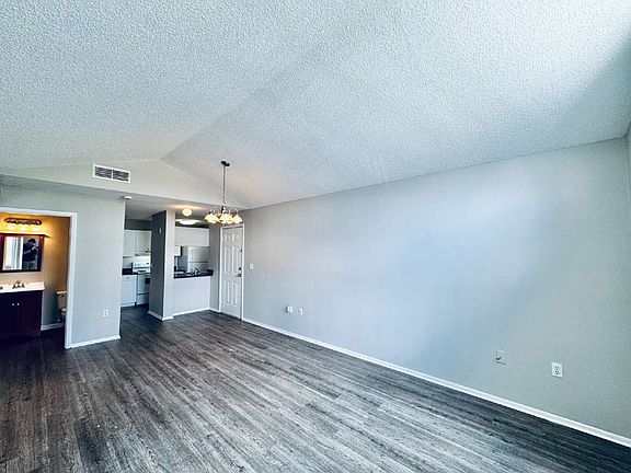 5th image of 3407 Winkler Ave Ext APT 308