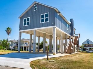 11100 Tahiti St, Bay Saint Louis, MS 39520