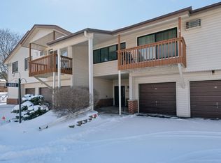 4002 Foss Rd APT 102, Saint Anthony, MN 55421