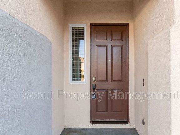 3rd image of 41423 Temeku Dr