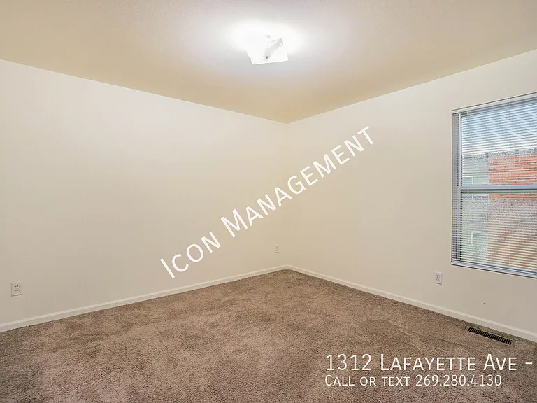 1312 Lafayette Ave #B — Photo 11