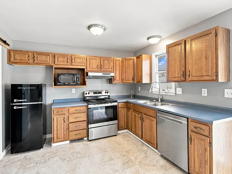 15 Beech Ln — Photo 7