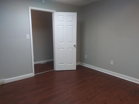 5th image of 3200 Mount Pleasant St #1