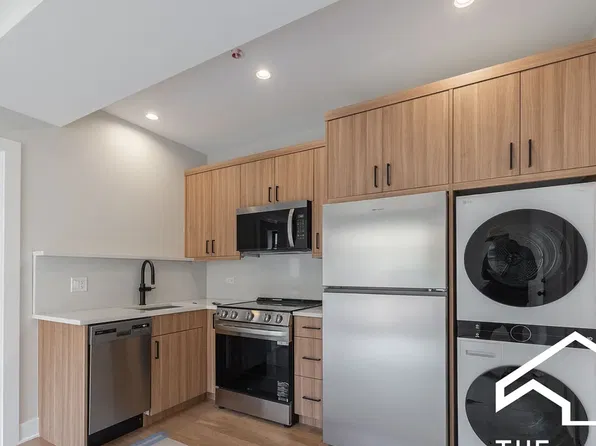 2237.5 N Bissell Ave, Chicago, IL