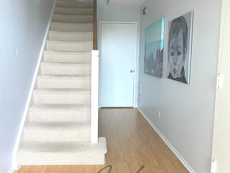 102 Everson St — Photo 3