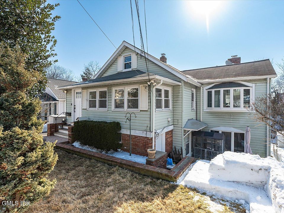 1st image of 67 View St W