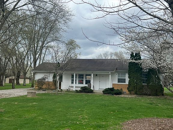 3rd image of 5830 Mason Ln