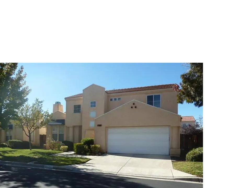 40137 La Cota Dr