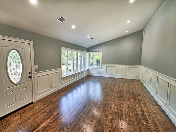 2nd image of 35 Monaton Dr