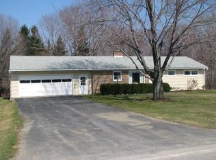 13718 Leslie Rd, Meadville, PA 16335