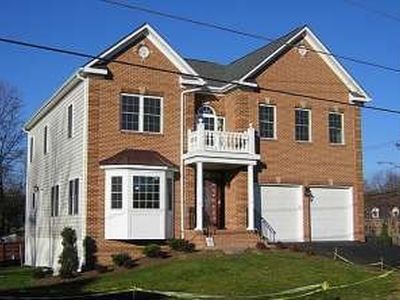 2396 Hurst St, Falls Church, VA, 22043