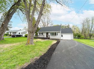 106 Fremont Rd, East Syracuse, NY 13057