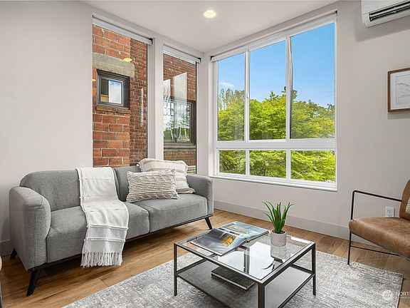 5th image of 1116 Broadway E #A