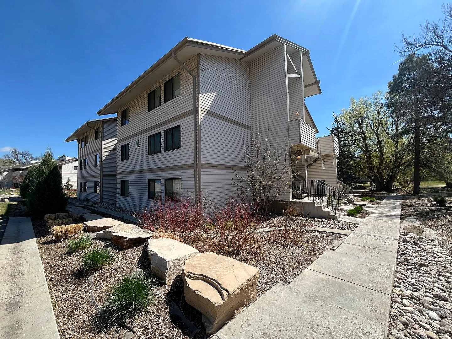 Adorable Condo in West Fort Collins — Photo 1