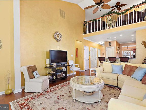 5th image of 19065 Timbercreek Dr
