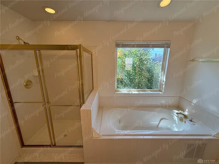 4311 Limerick Ln — Photo 32