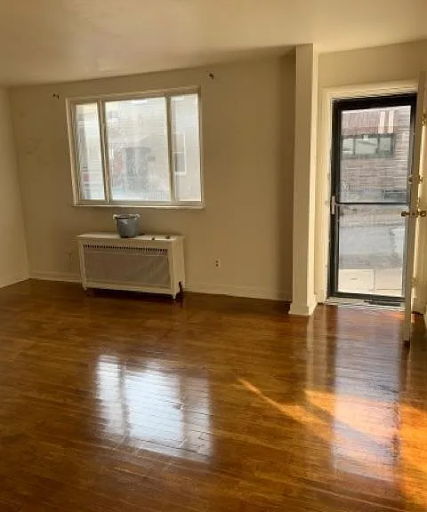 445 Cedarville St — Photo 3