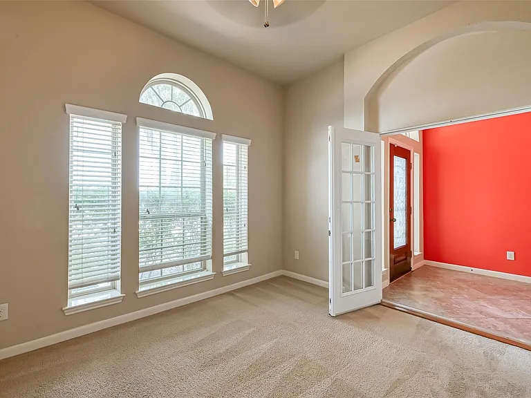 6206 Falling Briar Ln — Photo 10