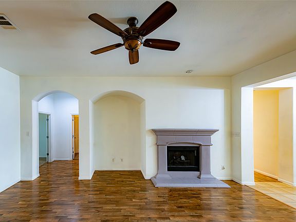 5th image of 5840 Somerton Dr