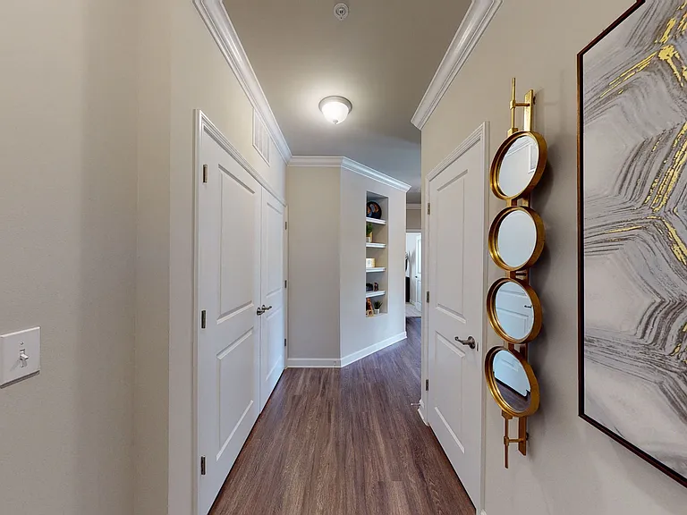 Clairmont at Trinity — Photo 2