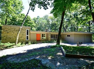 4N003 Wild Rose Rd, St Charles, IL 60174