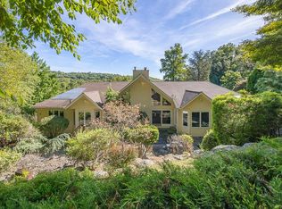 5 Hayes Ct, Stony Pt, NY 10980