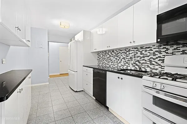 Sold by Corcoran | media 17