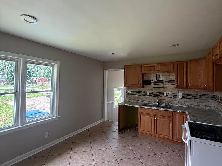 5111 Lammers Ln — Photo 3
