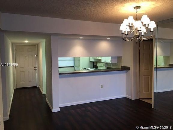 4th image of 1719 Whitehall Dr APT 404