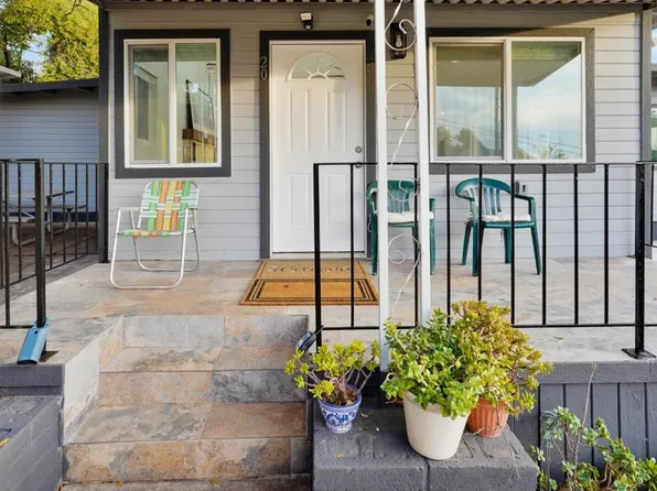 20 Mary St, Glenhaven, CA 95443