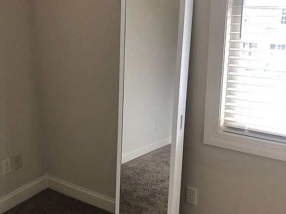 5th image of 12 Jade Tree Ct