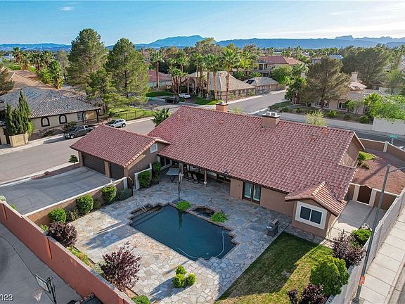 4th image of 2200 Diamond Bar Dr