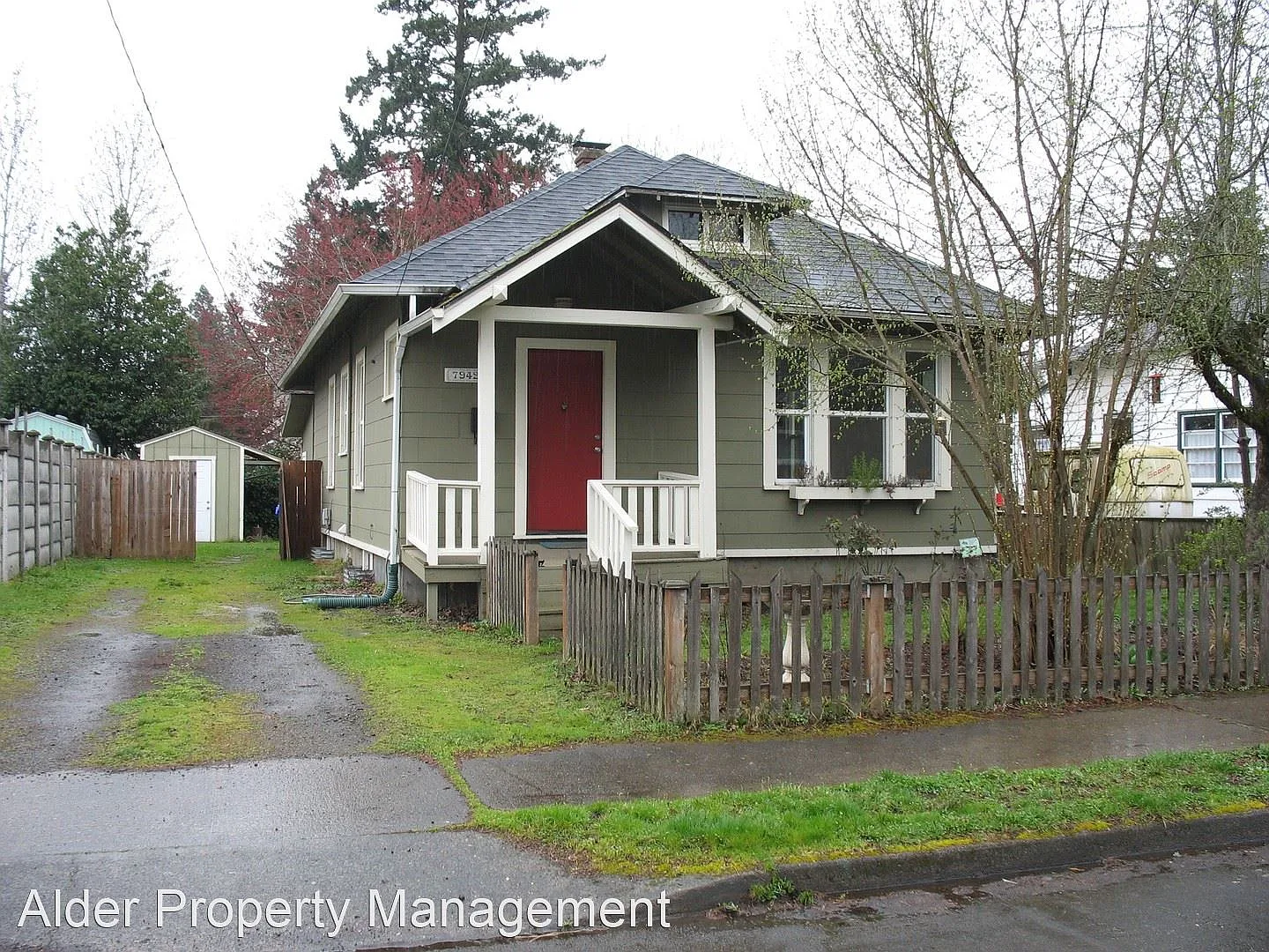 7942 N Courtenay Ave photo 1