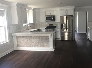23 Narberth Way, Toms River, NJ 08757