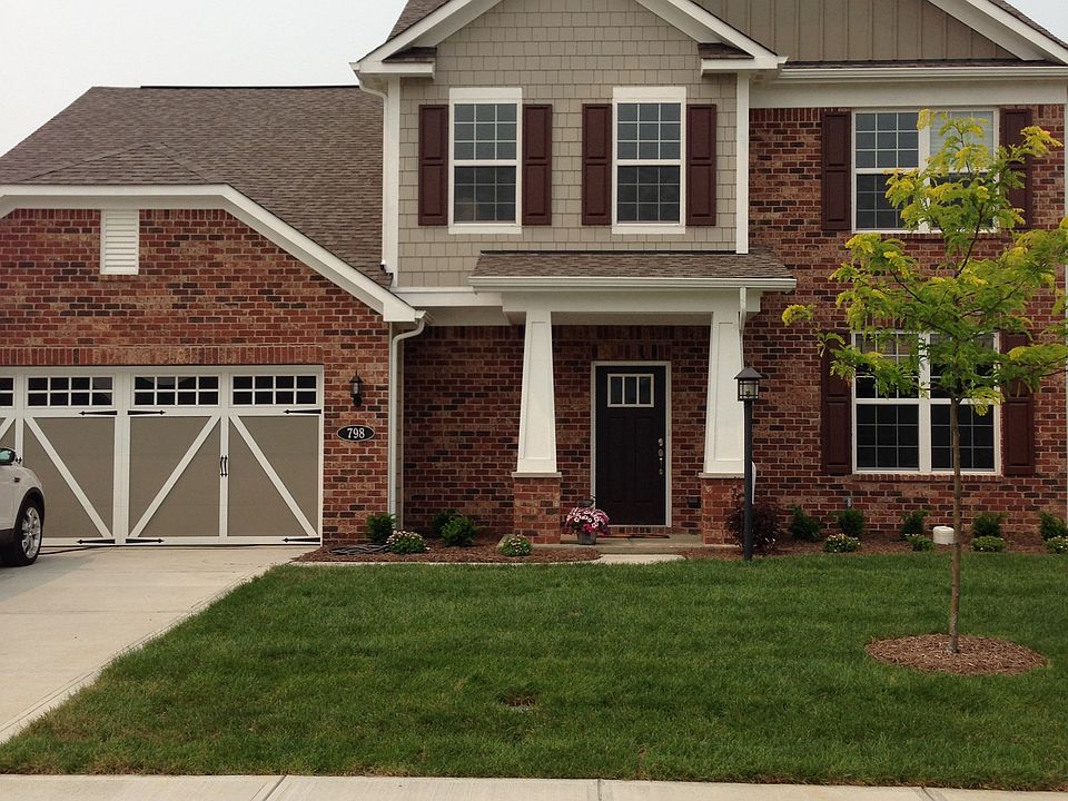 1st image of 798 Ascot Farm Way