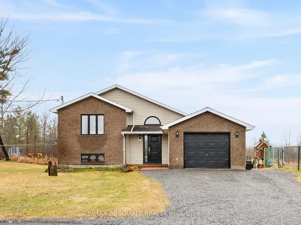 1877 Russett Dr, McNab/braeside, ON K7S 3G8