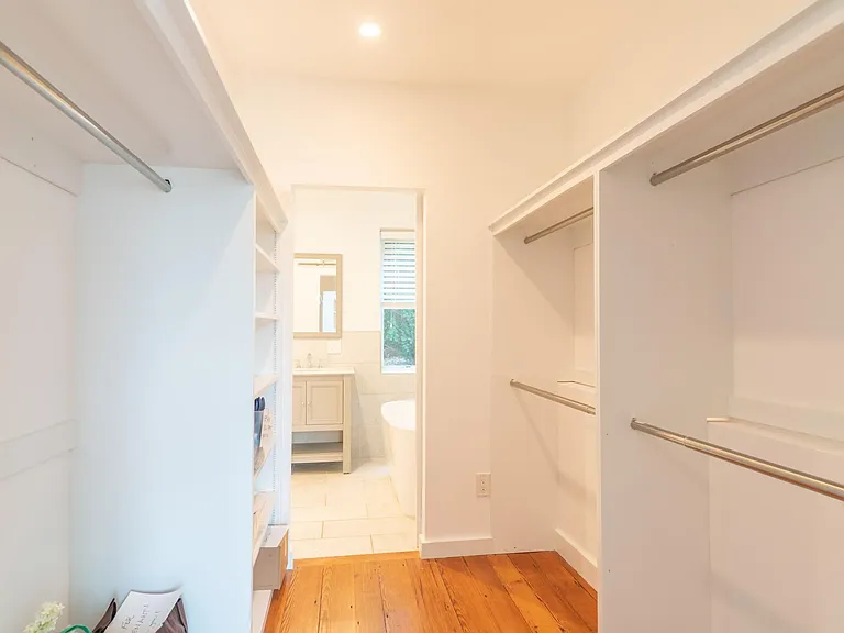 2519 Northwood Ave — Photo 23