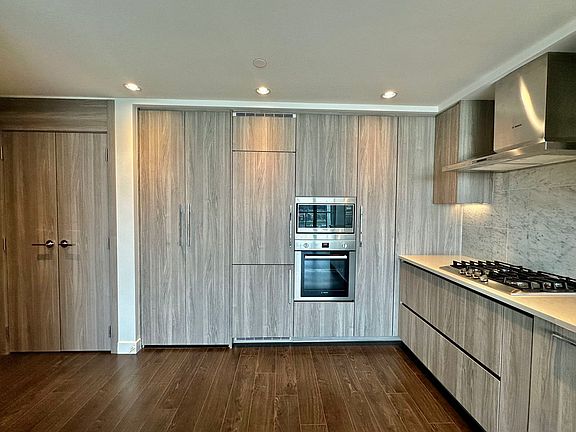 5th image of 4730 Lougheed Hwy #2101